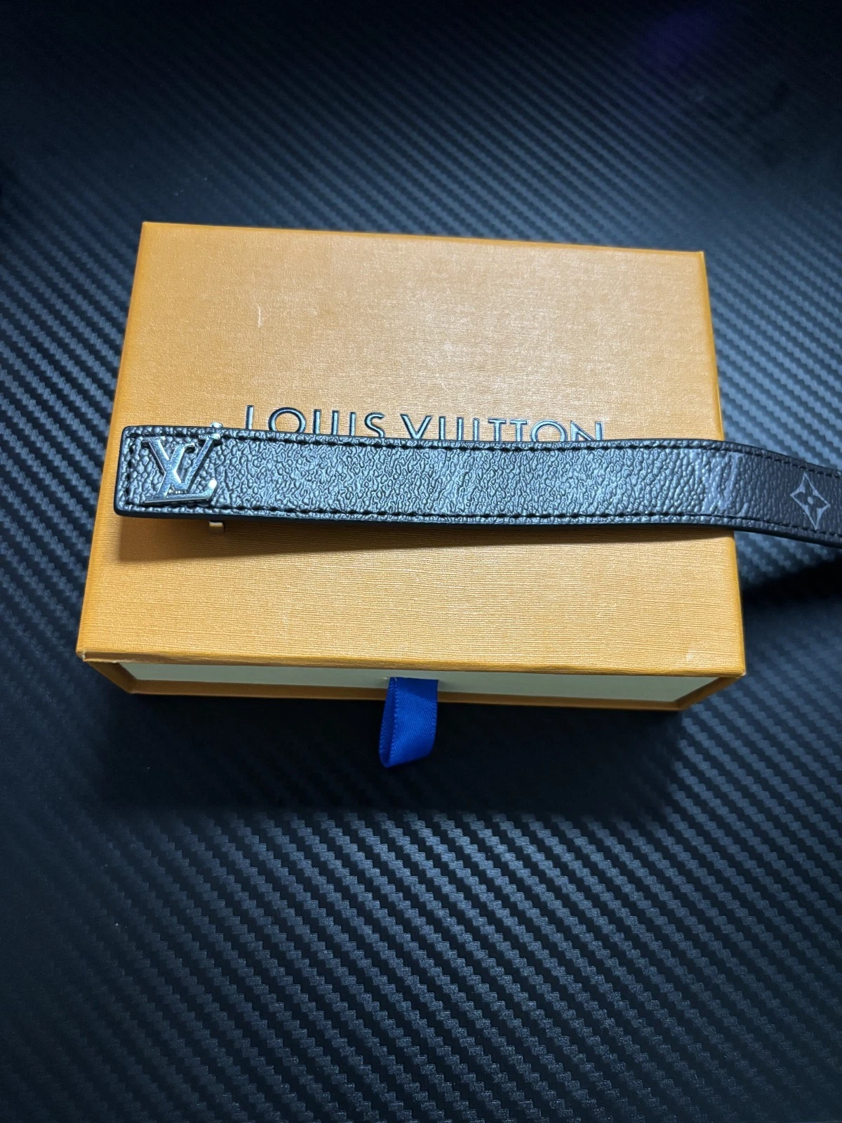 s-l1600 (75) Louis Vuitton LV Slim Bracelet Black, Genuine Leather Designer Accessory with Box, New - Image 1
