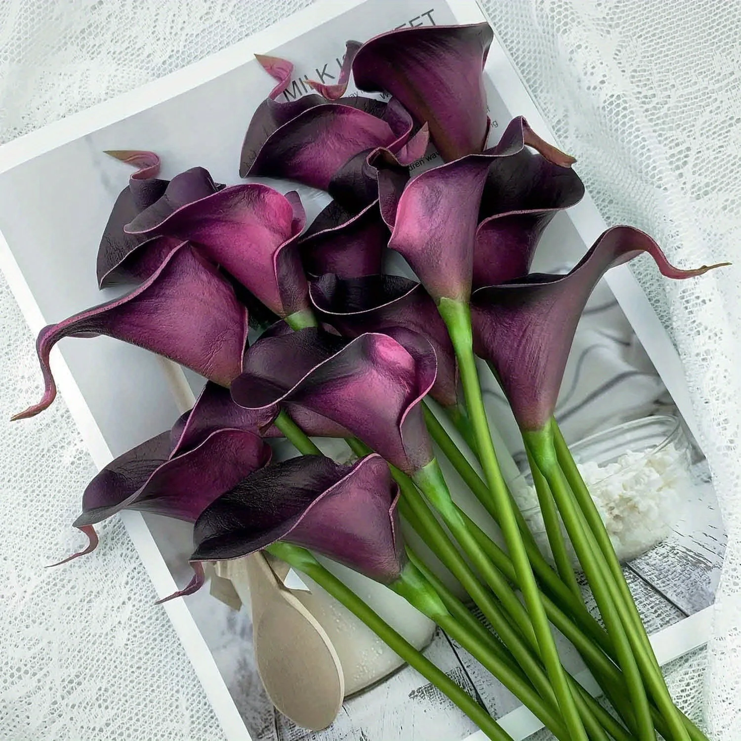 kf-S2bf8d029e1e849e6b90d778ba5d43c7c9.webp 5PCS Artificial Flowers Calla Lily Faux PU Fake Flowers for Weddings Photography Props DIY Bridal Bouquets Home Room Party Decor - Image 1